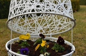 Świecące pisanki na rynku w Sławie