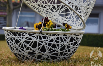 Świecące pisanki na rynku w Sławie