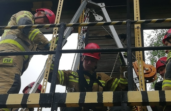 Ćwiczenia z zakresu ratownictwa wysokościowego strażaków KP PSP Wschowa ZDJĘCIA