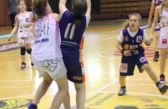Dwa turnieje zawodniczek WSTK Wschowa ZDJĘCIA