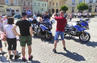 Dzień Dziecka ze wschowskimi policjantami ZDJĘCIA