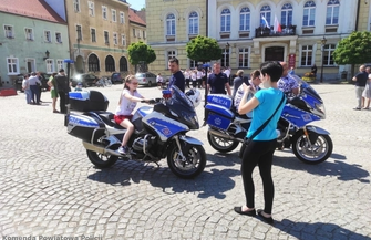 Dzień Dziecka ze wschowskimi policjantami ZDJĘCIA
