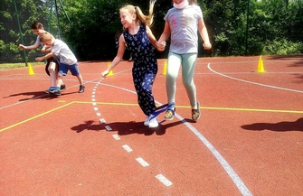 Dzień Przyjaciela w SP 1 we Wschowie ZDJĘCIA