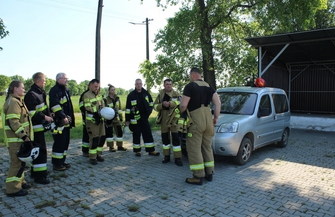 Ćwiczenia OSP Konradowo z użyciem nowego sprzętu ZDJĘCIA