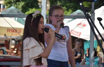 Muzyczne występy nad jeziorem
