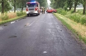 Zderzenie pojazdów na trasie Przydroże-Krzepielów ZDJĘCIA