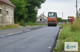 Nowy asfalt w Krążkowie ZDJĘCIA