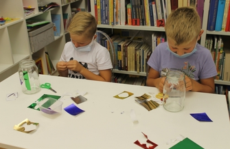 Pod wodą - zajęcia dla dzieci w Bibliotece ZDJĘCIA