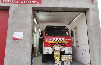 Nowe umundurowanie strażaków OSP Szlichtyngowa i OSP Wyszanów