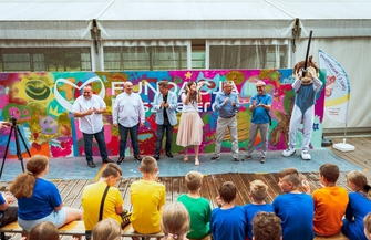 Dzieci ze Wschowy na wymarzonych Wakacjach z muszkieterami ZDJĘCIA