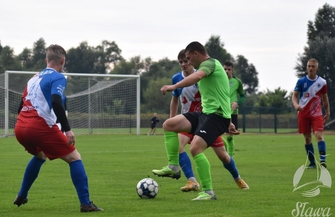 Dąb przegrał na wyjeździe