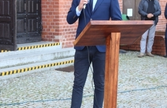 Rozpoczęcie roku w I LO z udziałem Starosty Wschowskiego ZDJĘCIA