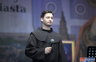 Wieczorne czuwanie przed koronacjąRELACJA