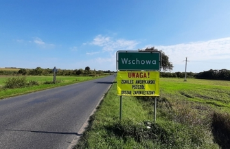 Rozwieszono banery informujące o zgnilcu amerykańskim