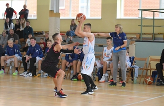 WSTK Wschowa przegrywa w meczu inauguracyjnym ZDJĘCIA