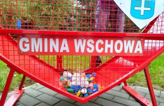 W Osowej Sieni stanęło serce na plastikowe nakrętki ZDJĘCIA