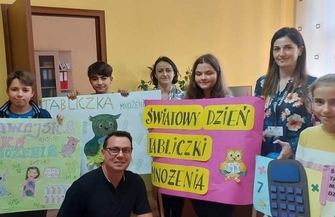 XI Światowy Dzień Tabliczki Mnożenia w SP1 we Wschowie ZDJĘCIA