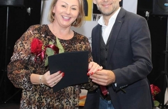 Nauczyciele otrzymali nagrodę Burmistrza Miasta i Gminy Wschowa ZDJĘCIA