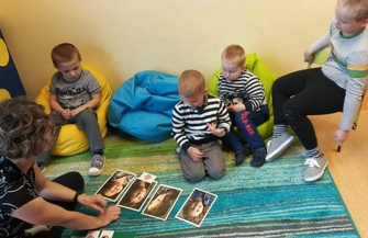 Kraina Tęczy Trening Umiejętności Społecznych TUS