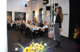 Emerytowani nauczyciele świętowali Dzień Edukacji Narodowej ZDJĘCIA