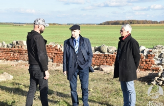 Trwają prace w miejscu pamięci w Przybyszowie ZDJĘCIA