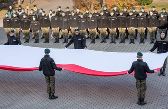 ZSP w Sławie stanęło do hymnu ZDJĘCIA