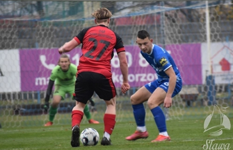 Dąb tym razem na tarczy