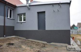 Sala w Starym Strączu pięknieje