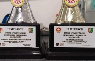 Srebrne medale dla koszykarek z SP 1 ZDJĘCIA