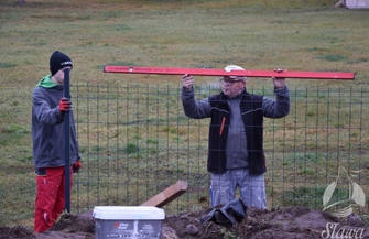 Plac zabaw w Dronikach zostanie ogrodzony ZDJĘCIA