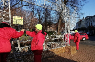 Szlichtyngowa Montaż dekoracji świątecznych