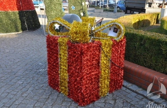 10-metrowa choinka w Sławie