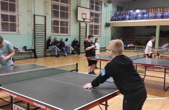 Zakończył sięMikołajkowy Turniej Tenisa Stołowego we Wschowie ZDJĘCIA