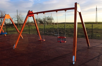 Nowoczesny plac zabaw w Kowalewie ZDJĘCIA