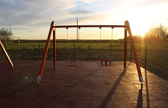 Nowoczesny plac zabaw w Kowalewie ZDJĘCIA