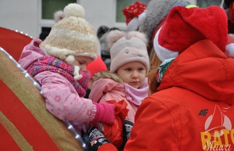 Święty z wizytą w szkołach