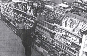 Okradli wschowskie sklepy.