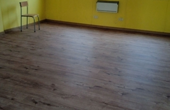 Zaplecze sportowe w Górczynie z nową podłogą ZDJĘCIA