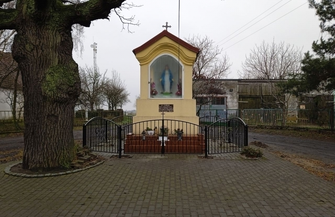 Wykonano ogrodzenie kapliczki w Dryżynie ZDJĘCIA