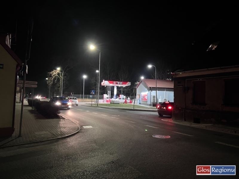 Wschowianie ruszyli na stacje paliw Tworzą się korki ZDJĘCIA