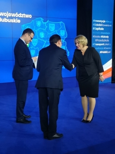Honorowe odznaczenie dla Burmistrz Miasta i Gminy Jolanty Wielgus