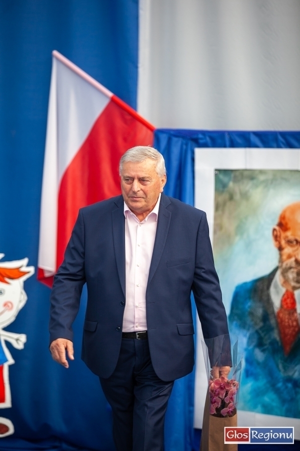 Uroczystość nadania imienia Szkole Podstawowej w Krzepielowie VIDEO