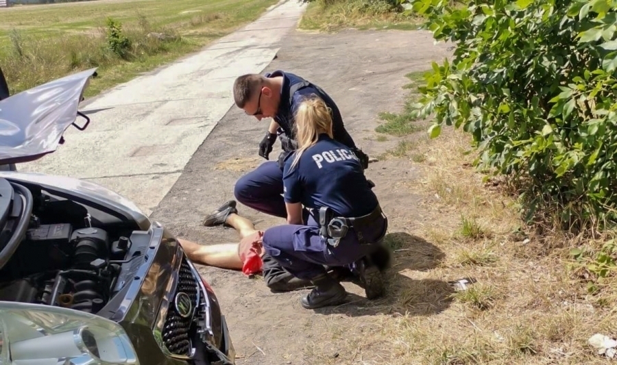 Ukradł porsche i rozbił je o radiowóz. Skuteczny pościg kryminalnych VIDEO