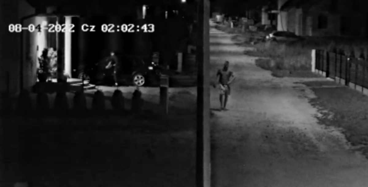 Policja Poszukujemy sprawców zniszczenia Audi A3 w Wąsoszu VIDEO