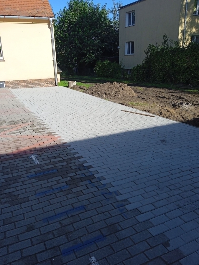 Trwają intensywne prace budowlane