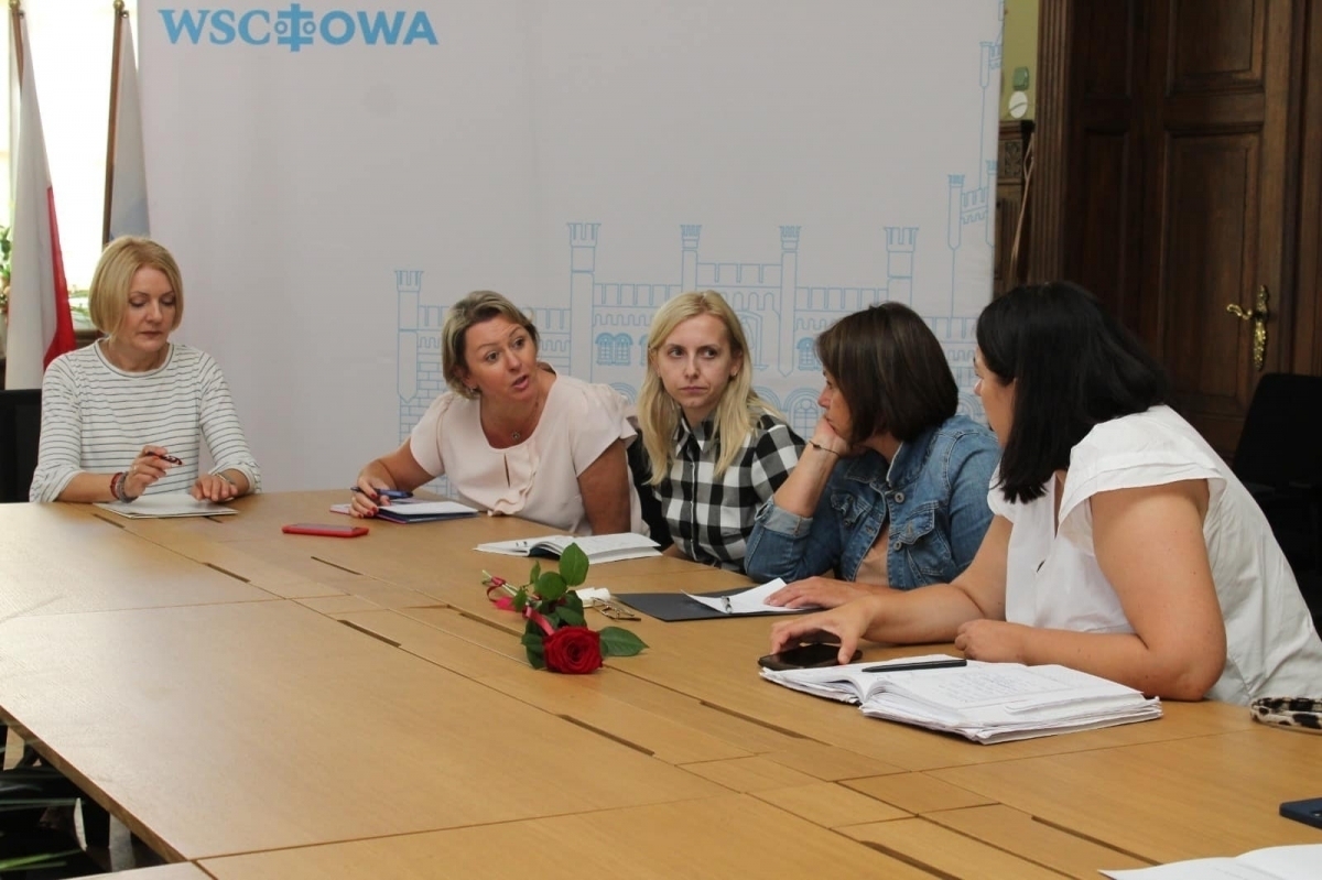 Wręczono akty nadania na stanowiska dyrektorów placówek oświatowych