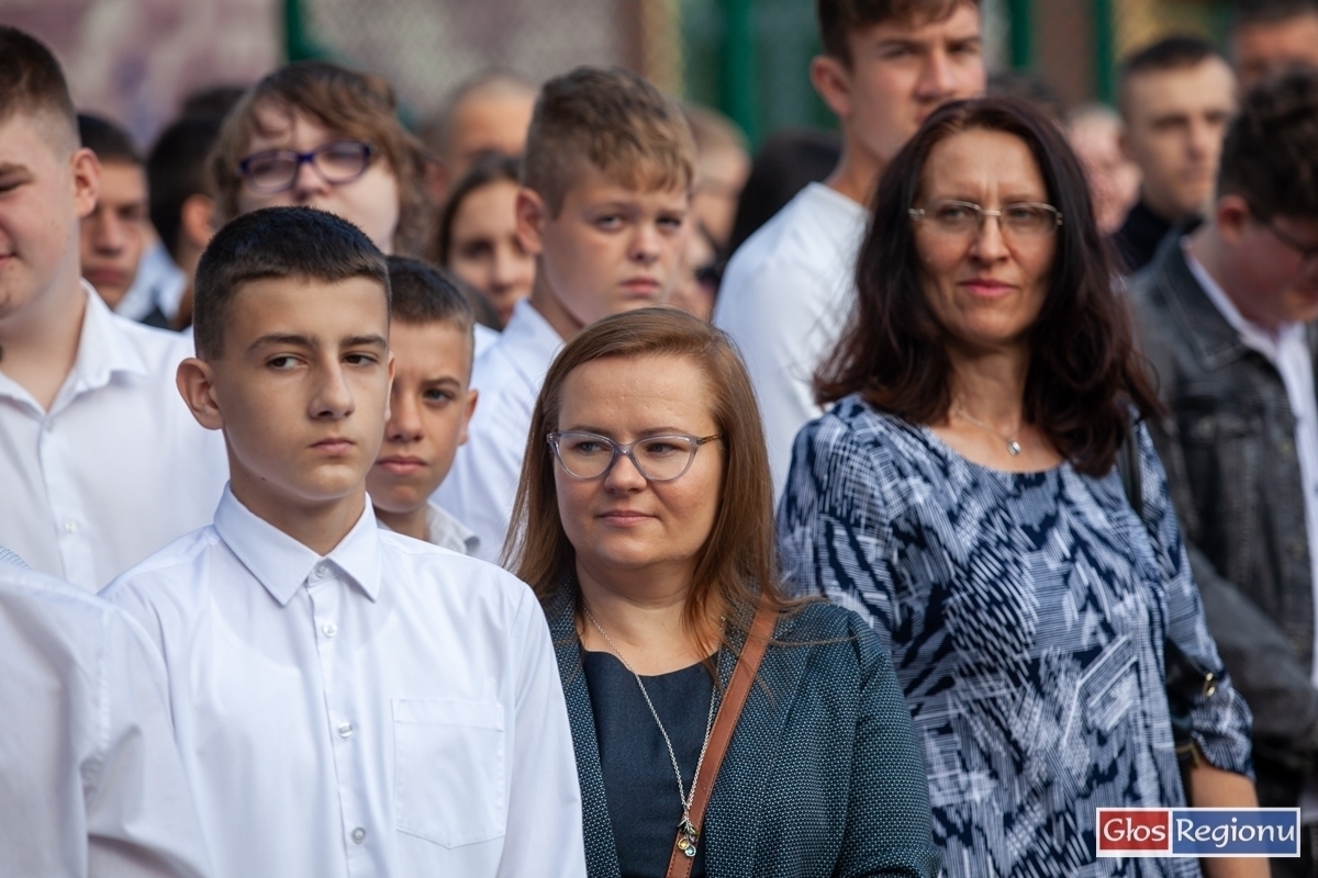Rozpoczęcie roku szkolnego 202223 w Staszicu ZDJĘCIA