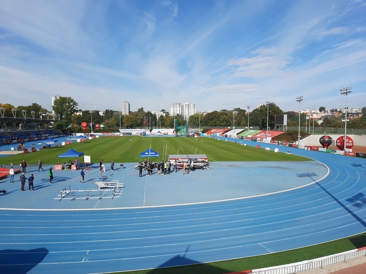 Zawodniczki LLKS Osowa Sieńna Mistrzostwach Polski U16 w Lublinie ZDJĘCIA