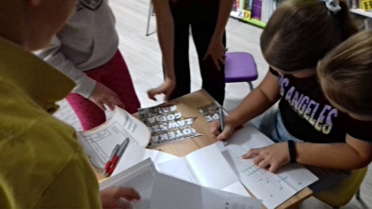 Noc Bibliotek 2022 w Szlichtyngowie To się musiało powieść