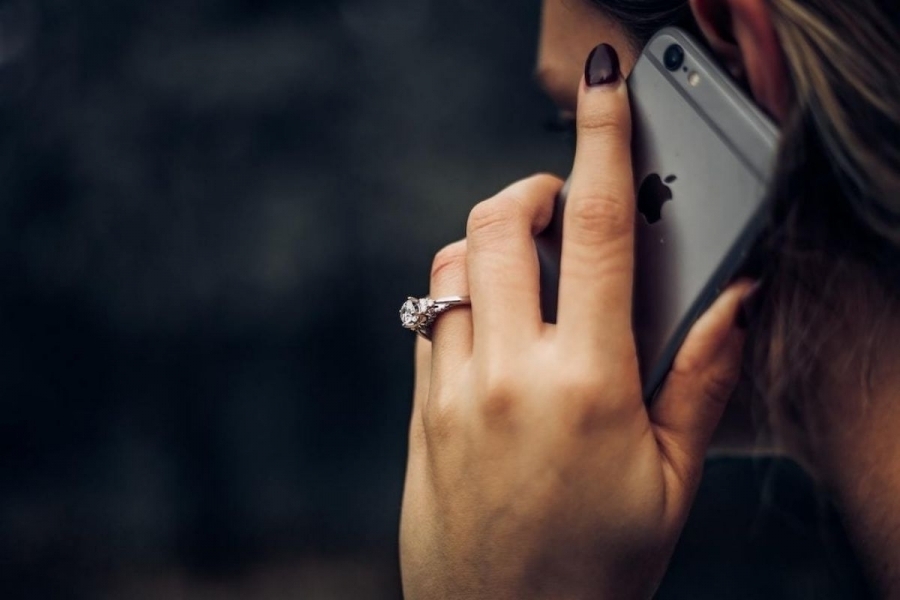 Po telefonie od oszusta z konta zniknęło jej 10 tys. zł